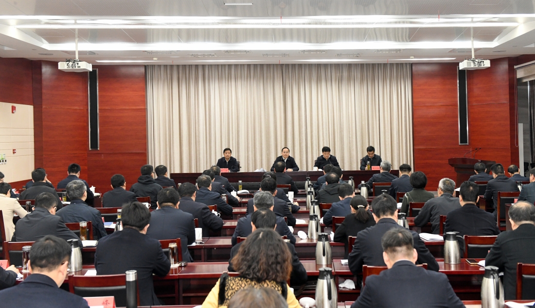 全市城市長效綜合管理暨公共空間治理工作會(huì)議召...
